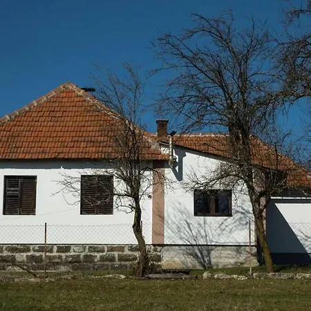 Jela Countryside House