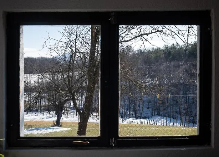 Jela Countryside House Дом отдыха *