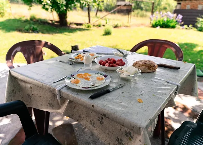 Jela Countryside House *